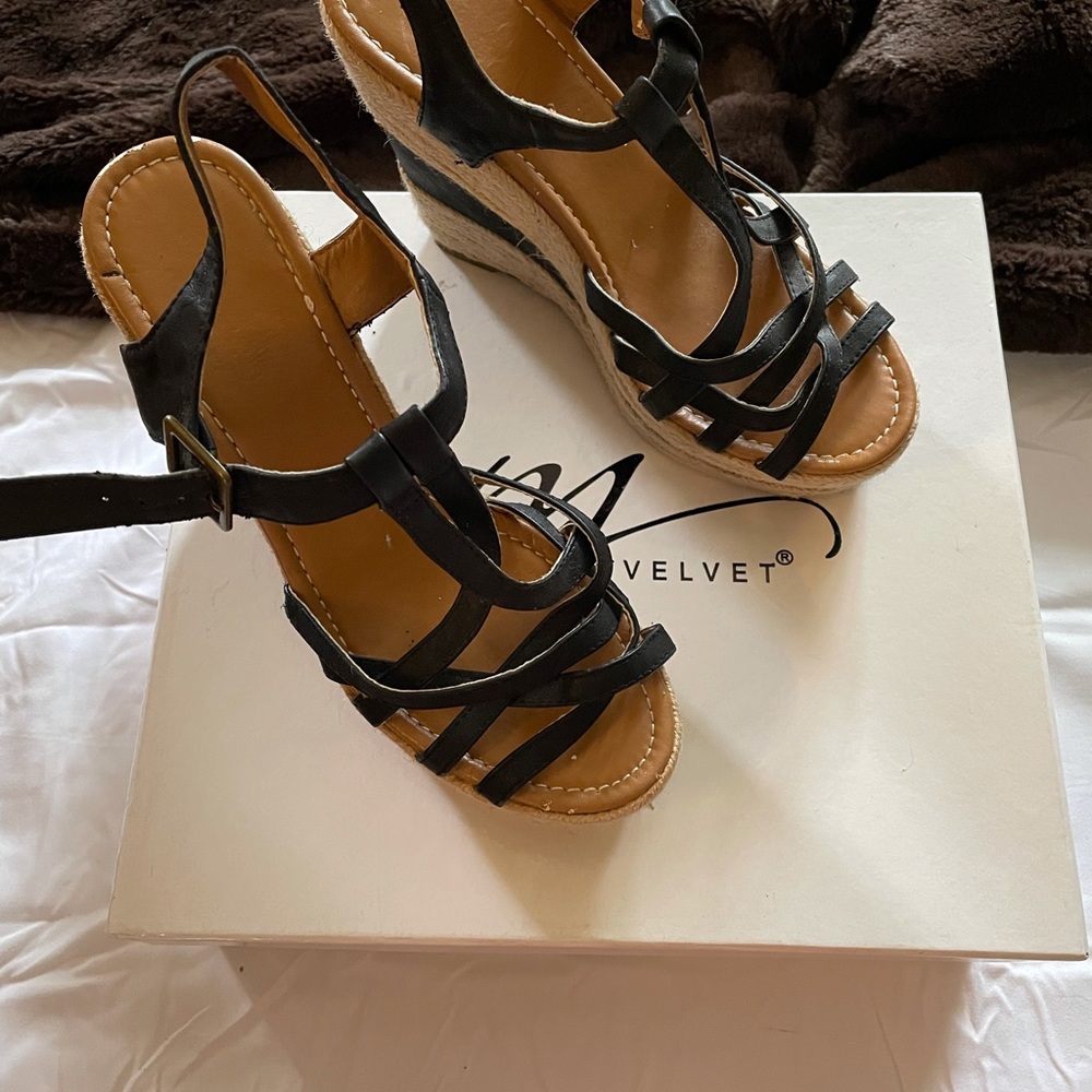 Woman’s size 7 wedge sandals